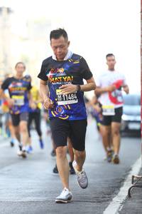 BIB: 11484
                            <button type="button" onclick="openModal(3681263)" class="btn btn-primary btn-sm float-right btn-popup" data-toggle="modal" data-target=".modal-high-quality">
                        <i class="fas fa-shopping-cart"></i> Add to Cart
                    </button>
                                            <button type="button" onclick="isThisMe(3681263, true)" class="btn btn-success btn-sm float-right btn-popup btn-isme hidden" data-toggle="tooltip" data-placement="bottom" title="นี่คือรูปของคุณใช่ไหม คลิกที่นี่เพื่อเอาเข้าอัลบั้ม">
                        <i class="fas fa-plus"></i> Add to album
                    </button>
                    <button type="button" onclick="isThisMe(3681263, false)" class="btn btn-warning btn-sm float-right btn-popup btn-isnotme hidden">
                        <i class="fas fa-ban"></i> Remove from album
                    </button>