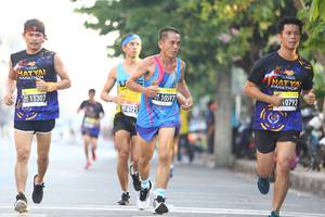 BIB: 11307, 0793
                            <button type="button" onclick="openModal(3672705)" class="btn btn-primary btn-sm float-right btn-popup" data-toggle="modal" data-target=".modal-high-quality">
                        <i class="fas fa-shopping-cart"></i> Add to Cart
                    </button>
                                            <button type="button" onclick="isThisMe(3672705, true)" class="btn btn-success btn-sm float-right btn-popup btn-isme hidden" data-toggle="tooltip" data-placement="bottom" title="นี่คือรูปของคุณใช่ไหม คลิกที่นี่เพื่อเอาเข้าอัลบั้ม">
                        <i class="fas fa-plus"></i> Add to album
                    </button>
                    <button type="button" onclick="isThisMe(3672705, false)" class="btn btn-warning btn-sm float-right btn-popup btn-isnotme hidden">
                        <i class="fas fa-ban"></i> Remove from album
                    </button>