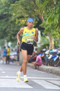 BIB: 10690
                            <button type="button" onclick="openModal(3672725)" class="btn btn-primary btn-sm float-right btn-popup" data-toggle="modal" data-target=".modal-high-quality">
                        <i class="fas fa-shopping-cart"></i> Add to Cart
                    </button>
                                            <button type="button" onclick="isThisMe(3672725, true)" class="btn btn-success btn-sm float-right btn-popup btn-isme hidden" data-toggle="tooltip" data-placement="bottom" title="นี่คือรูปของคุณใช่ไหม คลิกที่นี่เพื่อเอาเข้าอัลบั้ม">
                        <i class="fas fa-plus"></i> Add to album
                    </button>
                    <button type="button" onclick="isThisMe(3672725, false)" class="btn btn-warning btn-sm float-right btn-popup btn-isnotme hidden">
                        <i class="fas fa-ban"></i> Remove from album
                    </button>