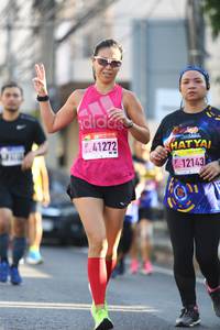 BIB: 12143
                            <button type="button" onclick="openModal(3689216)" class="btn btn-primary btn-sm float-right btn-popup" data-toggle="modal" data-target=".modal-high-quality">
                        <i class="fas fa-shopping-cart"></i> Add to Cart
                    </button>
                                            <button type="button" onclick="isThisMe(3689216, true)" class="btn btn-success btn-sm float-right btn-popup btn-isme hidden" data-toggle="tooltip" data-placement="bottom" title="นี่คือรูปของคุณใช่ไหม คลิกที่นี่เพื่อเอาเข้าอัลบั้ม">
                        <i class="fas fa-plus"></i> Add to album
                    </button>
                    <button type="button" onclick="isThisMe(3689216, false)" class="btn btn-warning btn-sm float-right btn-popup btn-isnotme hidden">
                        <i class="fas fa-ban"></i> Remove from album
                    </button>