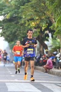 BIB: 10442
                            <button type="button" onclick="openModal(3674188)" class="btn btn-primary btn-sm float-right btn-popup" data-toggle="modal" data-target=".modal-high-quality">
                        <i class="fas fa-shopping-cart"></i> Add to Cart
                    </button>
                                            <button type="button" onclick="isThisMe(3674188, true)" class="btn btn-success btn-sm float-right btn-popup btn-isme hidden" data-toggle="tooltip" data-placement="bottom" title="นี่คือรูปของคุณใช่ไหม คลิกที่นี่เพื่อเอาเข้าอัลบั้ม">
                        <i class="fas fa-plus"></i> Add to album
                    </button>
                    <button type="button" onclick="isThisMe(3674188, false)" class="btn btn-warning btn-sm float-right btn-popup btn-isnotme hidden">
                        <i class="fas fa-ban"></i> Remove from album
                    </button>