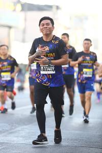 BIB: 11409
                            <button type="button" onclick="openModal(3677140)" class="btn btn-primary btn-sm float-right btn-popup" data-toggle="modal" data-target=".modal-high-quality">
                        <i class="fas fa-shopping-cart"></i> Add to Cart
                    </button>
                                            <button type="button" onclick="isThisMe(3677140, true)" class="btn btn-success btn-sm float-right btn-popup btn-isme hidden" data-toggle="tooltip" data-placement="bottom" title="นี่คือรูปของคุณใช่ไหม คลิกที่นี่เพื่อเอาเข้าอัลบั้ม">
                        <i class="fas fa-plus"></i> Add to album
                    </button>
                    <button type="button" onclick="isThisMe(3677140, false)" class="btn btn-warning btn-sm float-right btn-popup btn-isnotme hidden">
                        <i class="fas fa-ban"></i> Remove from album
                    </button>