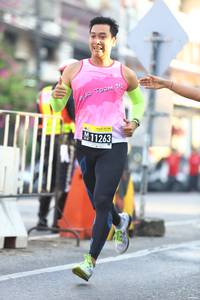 BIB: 11263
                            <button type="button" onclick="openModal(3678979)" class="btn btn-primary btn-sm float-right btn-popup" data-toggle="modal" data-target=".modal-high-quality">
                        <i class="fas fa-shopping-cart"></i> Add to Cart
                    </button>
                                            <button type="button" onclick="isThisMe(3678979, true)" class="btn btn-success btn-sm float-right btn-popup btn-isme hidden" data-toggle="tooltip" data-placement="bottom" title="นี่คือรูปของคุณใช่ไหม คลิกที่นี่เพื่อเอาเข้าอัลบั้ม">
                        <i class="fas fa-plus"></i> Add to album
                    </button>
                    <button type="button" onclick="isThisMe(3678979, false)" class="btn btn-warning btn-sm float-right btn-popup btn-isnotme hidden">
                        <i class="fas fa-ban"></i> Remove from album
                    </button>