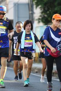 BIB: 0628, 11641
                            <button type="button" onclick="openModal(3689995)" class="btn btn-primary btn-sm float-right btn-popup" data-toggle="modal" data-target=".modal-high-quality">
                        <i class="fas fa-shopping-cart"></i> Add to Cart
                    </button>
                                            <button type="button" onclick="isThisMe(3689995, true)" class="btn btn-success btn-sm float-right btn-popup btn-isme hidden" data-toggle="tooltip" data-placement="bottom" title="นี่คือรูปของคุณใช่ไหม คลิกที่นี่เพื่อเอาเข้าอัลบั้ม">
                        <i class="fas fa-plus"></i> Add to album
                    </button>
                    <button type="button" onclick="isThisMe(3689995, false)" class="btn btn-warning btn-sm float-right btn-popup btn-isnotme hidden">
                        <i class="fas fa-ban"></i> Remove from album
                    </button>