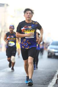 BIB: 
                            <button type="button" onclick="openModal(3679347)" class="btn btn-primary btn-sm float-right btn-popup" data-toggle="modal" data-target=".modal-high-quality">
                        <i class="fas fa-shopping-cart"></i> Add to Cart
                    </button>
                                            <button type="button" onclick="isThisMe(3679347, true)" class="btn btn-success btn-sm float-right btn-popup btn-isme hidden" data-toggle="tooltip" data-placement="bottom" title="นี่คือรูปของคุณใช่ไหม คลิกที่นี่เพื่อเอาเข้าอัลบั้ม">
                        <i class="fas fa-plus"></i> Add to album
                    </button>
                    <button type="button" onclick="isThisMe(3679347, false)" class="btn btn-warning btn-sm float-right btn-popup btn-isnotme hidden">
                        <i class="fas fa-ban"></i> Remove from album
                    </button>