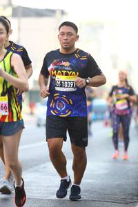 BIB: 10391
                            <button type="button" onclick="openModal(3676951)" class="btn btn-primary btn-sm float-right btn-popup" data-toggle="modal" data-target=".modal-high-quality">
                        <i class="fas fa-shopping-cart"></i> Add to Cart
                    </button>
                                            <button type="button" onclick="isThisMe(3676951, true)" class="btn btn-success btn-sm float-right btn-popup btn-isme hidden" data-toggle="tooltip" data-placement="bottom" title="นี่คือรูปของคุณใช่ไหม คลิกที่นี่เพื่อเอาเข้าอัลบั้ม">
                        <i class="fas fa-plus"></i> Add to album
                    </button>
                    <button type="button" onclick="isThisMe(3676951, false)" class="btn btn-warning btn-sm float-right btn-popup btn-isnotme hidden">
                        <i class="fas fa-ban"></i> Remove from album
                    </button>