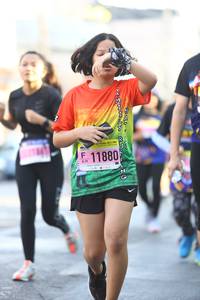 BIB: 11880
                            <button type="button" onclick="openModal(3682776)" class="btn btn-primary btn-sm float-right btn-popup" data-toggle="modal" data-target=".modal-high-quality">
                        <i class="fas fa-shopping-cart"></i> Add to Cart
                    </button>
                                            <button type="button" onclick="isThisMe(3682776, true)" class="btn btn-success btn-sm float-right btn-popup btn-isme hidden" data-toggle="tooltip" data-placement="bottom" title="นี่คือรูปของคุณใช่ไหม คลิกที่นี่เพื่อเอาเข้าอัลบั้ม">
                        <i class="fas fa-plus"></i> Add to album
                    </button>
                    <button type="button" onclick="isThisMe(3682776, false)" class="btn btn-warning btn-sm float-right btn-popup btn-isnotme hidden">
                        <i class="fas fa-ban"></i> Remove from album
                    </button>