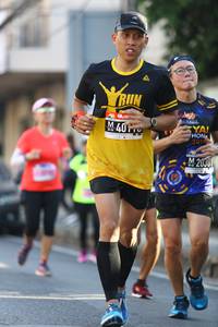 BIB: 201
                            <button type="button" onclick="openModal(3690293)" class="btn btn-primary btn-sm float-right btn-popup" data-toggle="modal" data-target=".modal-high-quality">
                        <i class="fas fa-shopping-cart"></i> Add to Cart
                    </button>
                                            <button type="button" onclick="isThisMe(3690293, true)" class="btn btn-success btn-sm float-right btn-popup btn-isme hidden" data-toggle="tooltip" data-placement="bottom" title="นี่คือรูปของคุณใช่ไหม คลิกที่นี่เพื่อเอาเข้าอัลบั้ม">
                        <i class="fas fa-plus"></i> Add to album
                    </button>
                    <button type="button" onclick="isThisMe(3690293, false)" class="btn btn-warning btn-sm float-right btn-popup btn-isnotme hidden">
                        <i class="fas fa-ban"></i> Remove from album
                    </button>