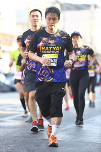 BIB: 438
                            <button type="button" onclick="openModal(3683448)" class="btn btn-primary btn-sm float-right btn-popup" data-toggle="modal" data-target=".modal-high-quality">
                        <i class="fas fa-shopping-cart"></i> Add to Cart
                    </button>
                                            <button type="button" onclick="isThisMe(3683448, true)" class="btn btn-success btn-sm float-right btn-popup btn-isme hidden" data-toggle="tooltip" data-placement="bottom" title="นี่คือรูปของคุณใช่ไหม คลิกที่นี่เพื่อเอาเข้าอัลบั้ม">
                        <i class="fas fa-plus"></i> Add to album
                    </button>
                    <button type="button" onclick="isThisMe(3683448, false)" class="btn btn-warning btn-sm float-right btn-popup btn-isnotme hidden">
                        <i class="fas fa-ban"></i> Remove from album
                    </button>