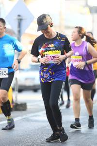 BIB: 
                            <button type="button" onclick="openModal(3679345)" class="btn btn-primary btn-sm float-right btn-popup" data-toggle="modal" data-target=".modal-high-quality">
                        <i class="fas fa-shopping-cart"></i> Add to Cart
                    </button>
                                            <button type="button" onclick="isThisMe(3679345, true)" class="btn btn-success btn-sm float-right btn-popup btn-isme hidden" data-toggle="tooltip" data-placement="bottom" title="นี่คือรูปของคุณใช่ไหม คลิกที่นี่เพื่อเอาเข้าอัลบั้ม">
                        <i class="fas fa-plus"></i> Add to album
                    </button>
                    <button type="button" onclick="isThisMe(3679345, false)" class="btn btn-warning btn-sm float-right btn-popup btn-isnotme hidden">
                        <i class="fas fa-ban"></i> Remove from album
                    </button>