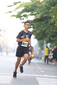 BIB: 
                            <button type="button" onclick="openModal(3672512)" class="btn btn-primary btn-sm float-right btn-popup" data-toggle="modal" data-target=".modal-high-quality">
                        <i class="fas fa-shopping-cart"></i> Add to Cart
                    </button>
                                            <button type="button" onclick="isThisMe(3672512, true)" class="btn btn-success btn-sm float-right btn-popup btn-isme hidden" data-toggle="tooltip" data-placement="bottom" title="นี่คือรูปของคุณใช่ไหม คลิกที่นี่เพื่อเอาเข้าอัลบั้ม">
                        <i class="fas fa-plus"></i> Add to album
                    </button>
                    <button type="button" onclick="isThisMe(3672512, false)" class="btn btn-warning btn-sm float-right btn-popup btn-isnotme hidden">
                        <i class="fas fa-ban"></i> Remove from album
                    </button>