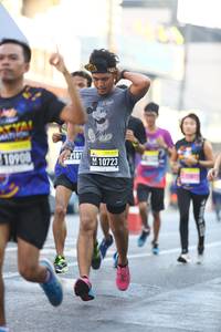 BIB: 101, 10723
                            <button type="button" onclick="openModal(3675435)" class="btn btn-primary btn-sm float-right btn-popup" data-toggle="modal" data-target=".modal-high-quality">
                        <i class="fas fa-shopping-cart"></i> Add to Cart
                    </button>
                                            <button type="button" onclick="isThisMe(3675435, true)" class="btn btn-success btn-sm float-right btn-popup btn-isme hidden" data-toggle="tooltip" data-placement="bottom" title="นี่คือรูปของคุณใช่ไหม คลิกที่นี่เพื่อเอาเข้าอัลบั้ม">
                        <i class="fas fa-plus"></i> Add to album
                    </button>
                    <button type="button" onclick="isThisMe(3675435, false)" class="btn btn-warning btn-sm float-right btn-popup btn-isnotme hidden">
                        <i class="fas fa-ban"></i> Remove from album
                    </button>