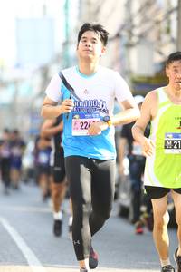 BIB: 100, 1000
                            <button type="button" onclick="openModal(3703717)" class="btn btn-primary btn-sm float-right btn-popup" data-toggle="modal" data-target=".modal-high-quality">
                        <i class="fas fa-shopping-cart"></i> Add to Cart
                    </button>
                                            <button type="button" onclick="isThisMe(3703717, true)" class="btn btn-success btn-sm float-right btn-popup btn-isme hidden" data-toggle="tooltip" data-placement="bottom" title="นี่คือรูปของคุณใช่ไหม คลิกที่นี่เพื่อเอาเข้าอัลบั้ม">
                        <i class="fas fa-plus"></i> Add to album
                    </button>
                    <button type="button" onclick="isThisMe(3703717, false)" class="btn btn-warning btn-sm float-right btn-popup btn-isnotme hidden">
                        <i class="fas fa-ban"></i> Remove from album
                    </button>