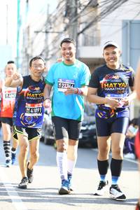 BIB: 41091
                            <button type="button" onclick="openModal(3694372)" class="btn btn-primary btn-sm float-right btn-popup" data-toggle="modal" data-target=".modal-high-quality">
                        <i class="fas fa-shopping-cart"></i> Add to Cart
                    </button>
                                            <button type="button" onclick="isThisMe(3694372, true)" class="btn btn-success btn-sm float-right btn-popup btn-isme hidden" data-toggle="tooltip" data-placement="bottom" title="นี่คือรูปของคุณใช่ไหม คลิกที่นี่เพื่อเอาเข้าอัลบั้ม">
                        <i class="fas fa-plus"></i> Add to album
                    </button>
                    <button type="button" onclick="isThisMe(3694372, false)" class="btn btn-warning btn-sm float-right btn-popup btn-isnotme hidden">
                        <i class="fas fa-ban"></i> Remove from album
                    </button>