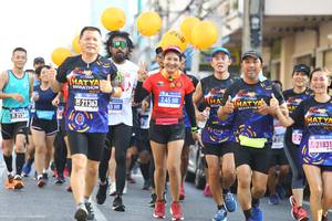 BIB: 245, 1363, 21831
                            <button type="button" onclick="openModal(3706214)" class="btn btn-primary btn-sm float-right btn-popup" data-toggle="modal" data-target=".modal-high-quality">
                        <i class="fas fa-shopping-cart"></i> Add to Cart
                    </button>
                                            <button type="button" onclick="isThisMe(3706214, true)" class="btn btn-success btn-sm float-right btn-popup btn-isme hidden" data-toggle="tooltip" data-placement="bottom" title="นี่คือรูปของคุณใช่ไหม คลิกที่นี่เพื่อเอาเข้าอัลบั้ม">
                        <i class="fas fa-plus"></i> Add to album
                    </button>
                    <button type="button" onclick="isThisMe(3706214, false)" class="btn btn-warning btn-sm float-right btn-popup btn-isnotme hidden">
                        <i class="fas fa-ban"></i> Remove from album
                    </button>