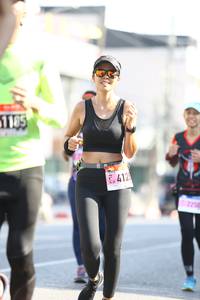 BIB: 1105, 412
                            <button type="button" onclick="openModal(3695186)" class="btn btn-primary btn-sm float-right btn-popup" data-toggle="modal" data-target=".modal-high-quality">
                        <i class="fas fa-shopping-cart"></i> Add to Cart
                    </button>
                                            <button type="button" onclick="isThisMe(3695186, true)" class="btn btn-success btn-sm float-right btn-popup btn-isme hidden" data-toggle="tooltip" data-placement="bottom" title="นี่คือรูปของคุณใช่ไหม คลิกที่นี่เพื่อเอาเข้าอัลบั้ม">
                        <i class="fas fa-plus"></i> Add to album
                    </button>
                    <button type="button" onclick="isThisMe(3695186, false)" class="btn btn-warning btn-sm float-right btn-popup btn-isnotme hidden">
                        <i class="fas fa-ban"></i> Remove from album
                    </button>