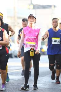 BIB: 11378, 11688
                            <button type="button" onclick="openModal(3593442)" class="btn btn-primary btn-sm float-right btn-popup" data-toggle="modal" data-target=".modal-high-quality">
                        <i class="fas fa-shopping-cart"></i> Add to Cart
                    </button>
                                            <button type="button" onclick="isThisMe(3593442, true)" class="btn btn-success btn-sm float-right btn-popup btn-isme hidden" data-toggle="tooltip" data-placement="bottom" title="นี่คือรูปของคุณใช่ไหม คลิกที่นี่เพื่อเอาเข้าอัลบั้ม">
                        <i class="fas fa-plus"></i> Add to album
                    </button>
                    <button type="button" onclick="isThisMe(3593442, false)" class="btn btn-warning btn-sm float-right btn-popup btn-isnotme hidden">
                        <i class="fas fa-ban"></i> Remove from album
                    </button>