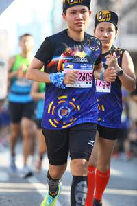 BIB: 2605
                            <button type="button" onclick="openModal(3598324)" class="btn btn-primary btn-sm float-right btn-popup" data-toggle="modal" data-target=".modal-high-quality">
                        <i class="fas fa-shopping-cart"></i> Add to Cart
                    </button>
                                            <button type="button" onclick="isThisMe(3598324, true)" class="btn btn-success btn-sm float-right btn-popup btn-isme hidden" data-toggle="tooltip" data-placement="bottom" title="นี่คือรูปของคุณใช่ไหม คลิกที่นี่เพื่อเอาเข้าอัลบั้ม">
                        <i class="fas fa-plus"></i> Add to album
                    </button>
                    <button type="button" onclick="isThisMe(3598324, false)" class="btn btn-warning btn-sm float-right btn-popup btn-isnotme hidden">
                        <i class="fas fa-ban"></i> Remove from album
                    </button>