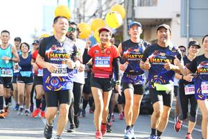 BIB: 2136, 223
                            <button type="button" onclick="openModal(3552841)" class="btn btn-primary btn-sm float-right btn-popup" data-toggle="modal" data-target=".modal-high-quality">
                        <i class="fas fa-shopping-cart"></i> Add to Cart
                    </button>
                                            <button type="button" onclick="isThisMe(3552841, true)" class="btn btn-success btn-sm float-right btn-popup btn-isme hidden" data-toggle="tooltip" data-placement="bottom" title="นี่คือรูปของคุณใช่ไหม คลิกที่นี่เพื่อเอาเข้าอัลบั้ม">
                        <i class="fas fa-plus"></i> Add to album
                    </button>
                    <button type="button" onclick="isThisMe(3552841, false)" class="btn btn-warning btn-sm float-right btn-popup btn-isnotme hidden">
                        <i class="fas fa-ban"></i> Remove from album
                    </button>