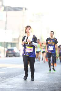 BIB: 11931
                            <button type="button" onclick="openModal(3593737)" class="btn btn-primary btn-sm float-right btn-popup" data-toggle="modal" data-target=".modal-high-quality">
                        <i class="fas fa-shopping-cart"></i> Add to Cart
                    </button>
                                            <button type="button" onclick="isThisMe(3593737, true)" class="btn btn-success btn-sm float-right btn-popup btn-isme hidden" data-toggle="tooltip" data-placement="bottom" title="นี่คือรูปของคุณใช่ไหม คลิกที่นี่เพื่อเอาเข้าอัลบั้ม">
                        <i class="fas fa-plus"></i> Add to album
                    </button>
                    <button type="button" onclick="isThisMe(3593737, false)" class="btn btn-warning btn-sm float-right btn-popup btn-isnotme hidden">
                        <i class="fas fa-ban"></i> Remove from album
                    </button>