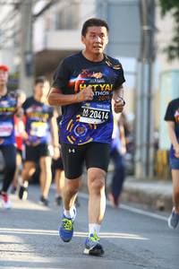 BIB: 2019, 20414
                            <button type="button" onclick="openModal(3598162)" class="btn btn-primary btn-sm float-right btn-popup" data-toggle="modal" data-target=".modal-high-quality">
                        <i class="fas fa-shopping-cart"></i> Add to Cart
                    </button>
                                            <button type="button" onclick="isThisMe(3598162, true)" class="btn btn-success btn-sm float-right btn-popup btn-isme hidden" data-toggle="tooltip" data-placement="bottom" title="นี่คือรูปของคุณใช่ไหม คลิกที่นี่เพื่อเอาเข้าอัลบั้ม">
                        <i class="fas fa-plus"></i> Add to album
                    </button>
                    <button type="button" onclick="isThisMe(3598162, false)" class="btn btn-warning btn-sm float-right btn-popup btn-isnotme hidden">
                        <i class="fas fa-ban"></i> Remove from album
                    </button>