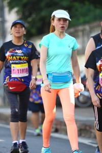 BIB: 1191
                            <button type="button" onclick="openModal(3598083)" class="btn btn-primary btn-sm float-right btn-popup" data-toggle="modal" data-target=".modal-high-quality">
                        <i class="fas fa-shopping-cart"></i> Add to Cart
                    </button>
                                            <button type="button" onclick="isThisMe(3598083, true)" class="btn btn-success btn-sm float-right btn-popup btn-isme hidden" data-toggle="tooltip" data-placement="bottom" title="นี่คือรูปของคุณใช่ไหม คลิกที่นี่เพื่อเอาเข้าอัลบั้ม">
                        <i class="fas fa-plus"></i> Add to album
                    </button>
                    <button type="button" onclick="isThisMe(3598083, false)" class="btn btn-warning btn-sm float-right btn-popup btn-isnotme hidden">
                        <i class="fas fa-ban"></i> Remove from album
                    </button>