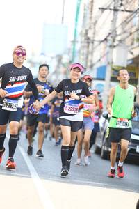 BIB: 22518, 21702, 4107
                            <button type="button" onclick="openModal(3559145)" class="btn btn-primary btn-sm float-right btn-popup" data-toggle="modal" data-target=".modal-high-quality">
                        <i class="fas fa-shopping-cart"></i> Add to Cart
                    </button>
                                            <button type="button" onclick="isThisMe(3559145, true)" class="btn btn-success btn-sm float-right btn-popup btn-isme hidden" data-toggle="tooltip" data-placement="bottom" title="นี่คือรูปของคุณใช่ไหม คลิกที่นี่เพื่อเอาเข้าอัลบั้ม">
                        <i class="fas fa-plus"></i> Add to album
                    </button>
                    <button type="button" onclick="isThisMe(3559145, false)" class="btn btn-warning btn-sm float-right btn-popup btn-isnotme hidden">
                        <i class="fas fa-ban"></i> Remove from album
                    </button>