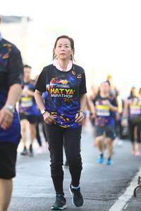 BIB: 201
                            <button type="button" onclick="openModal(3593669)" class="btn btn-primary btn-sm float-right btn-popup" data-toggle="modal" data-target=".modal-high-quality">
                        <i class="fas fa-shopping-cart"></i> Add to Cart
                    </button>
                                            <button type="button" onclick="isThisMe(3593669, true)" class="btn btn-success btn-sm float-right btn-popup btn-isme hidden" data-toggle="tooltip" data-placement="bottom" title="นี่คือรูปของคุณใช่ไหม คลิกที่นี่เพื่อเอาเข้าอัลบั้ม">
                        <i class="fas fa-plus"></i> Add to album
                    </button>
                    <button type="button" onclick="isThisMe(3593669, false)" class="btn btn-warning btn-sm float-right btn-popup btn-isnotme hidden">
                        <i class="fas fa-ban"></i> Remove from album
                    </button>