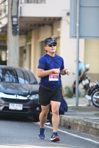 BIB: 4130
                            <button type="button" onclick="openModal(3556715)" class="btn btn-primary btn-sm float-right btn-popup" data-toggle="modal" data-target=".modal-high-quality">
                        <i class="fas fa-shopping-cart"></i> Add to Cart
                    </button>
                                            <button type="button" onclick="isThisMe(3556715, true)" class="btn btn-success btn-sm float-right btn-popup btn-isme hidden" data-toggle="tooltip" data-placement="bottom" title="นี่คือรูปของคุณใช่ไหม คลิกที่นี่เพื่อเอาเข้าอัลบั้ม">
                        <i class="fas fa-plus"></i> Add to album
                    </button>
                    <button type="button" onclick="isThisMe(3556715, false)" class="btn btn-warning btn-sm float-right btn-popup btn-isnotme hidden">
                        <i class="fas fa-ban"></i> Remove from album
                    </button>