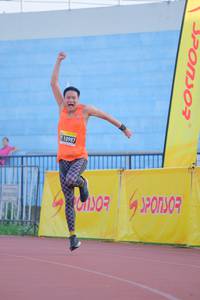 BIB: 0987
                            <button type="button" onclick="openModal(3563627)" class="btn btn-primary btn-sm float-right btn-popup" data-toggle="modal" data-target=".modal-high-quality">
                        <i class="fas fa-shopping-cart"></i> Add to Cart
                    </button>
                                            <button type="button" onclick="isThisMe(3563627, true)" class="btn btn-success btn-sm float-right btn-popup btn-isme hidden" data-toggle="tooltip" data-placement="bottom" title="นี่คือรูปของคุณใช่ไหม คลิกที่นี่เพื่อเอาเข้าอัลบั้ม">
                        <i class="fas fa-plus"></i> Add to album
                    </button>
                    <button type="button" onclick="isThisMe(3563627, false)" class="btn btn-warning btn-sm float-right btn-popup btn-isnotme hidden">
                        <i class="fas fa-ban"></i> Remove from album
                    </button>