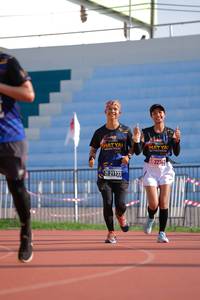 BIB: 22342, 21133
                            <button type="button" onclick="openModal(3579402)" class="btn btn-primary btn-sm float-right btn-popup" data-toggle="modal" data-target=".modal-high-quality">
                        <i class="fas fa-shopping-cart"></i> Add to Cart
                    </button>
                                            <button type="button" onclick="isThisMe(3579402, true)" class="btn btn-success btn-sm float-right btn-popup btn-isme hidden" data-toggle="tooltip" data-placement="bottom" title="นี่คือรูปของคุณใช่ไหม คลิกที่นี่เพื่อเอาเข้าอัลบั้ม">
                        <i class="fas fa-plus"></i> Add to album
                    </button>
                    <button type="button" onclick="isThisMe(3579402, false)" class="btn btn-warning btn-sm float-right btn-popup btn-isnotme hidden">
                        <i class="fas fa-ban"></i> Remove from album
                    </button>