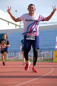 BIB: 40214
                            <button type="button" onclick="openModal(3582432)" class="btn btn-primary btn-sm float-right btn-popup" data-toggle="modal" data-target=".modal-high-quality">
                        <i class="fas fa-shopping-cart"></i> Add to Cart
                    </button>
                                            <button type="button" onclick="isThisMe(3582432, true)" class="btn btn-success btn-sm float-right btn-popup btn-isme hidden" data-toggle="tooltip" data-placement="bottom" title="นี่คือรูปของคุณใช่ไหม คลิกที่นี่เพื่อเอาเข้าอัลบั้ม">
                        <i class="fas fa-plus"></i> Add to album
                    </button>
                    <button type="button" onclick="isThisMe(3582432, false)" class="btn btn-warning btn-sm float-right btn-popup btn-isnotme hidden">
                        <i class="fas fa-ban"></i> Remove from album
                    </button>