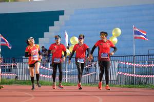 BIB: 215
                            <button type="button" onclick="openModal(3575382)" class="btn btn-primary btn-sm float-right btn-popup" data-toggle="modal" data-target=".modal-high-quality">
                        <i class="fas fa-shopping-cart"></i> Add to Cart
                    </button>
                                            <button type="button" onclick="isThisMe(3575382, true)" class="btn btn-success btn-sm float-right btn-popup btn-isme hidden" data-toggle="tooltip" data-placement="bottom" title="นี่คือรูปของคุณใช่ไหม คลิกที่นี่เพื่อเอาเข้าอัลบั้ม">
                        <i class="fas fa-plus"></i> Add to album
                    </button>
                    <button type="button" onclick="isThisMe(3575382, false)" class="btn btn-warning btn-sm float-right btn-popup btn-isnotme hidden">
                        <i class="fas fa-ban"></i> Remove from album
                    </button>