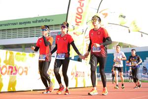 BIB: 215
                            <button type="button" onclick="openModal(3575406)" class="btn btn-primary btn-sm float-right btn-popup" data-toggle="modal" data-target=".modal-high-quality">
                        <i class="fas fa-shopping-cart"></i> Add to Cart
                    </button>
                                            <button type="button" onclick="isThisMe(3575406, true)" class="btn btn-success btn-sm float-right btn-popup btn-isme hidden" data-toggle="tooltip" data-placement="bottom" title="นี่คือรูปของคุณใช่ไหม คลิกที่นี่เพื่อเอาเข้าอัลบั้ม">
                        <i class="fas fa-plus"></i> Add to album
                    </button>
                    <button type="button" onclick="isThisMe(3575406, false)" class="btn btn-warning btn-sm float-right btn-popup btn-isnotme hidden">
                        <i class="fas fa-ban"></i> Remove from album
                    </button>