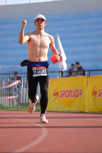 BIB: 40383, 
                            <button type="button" onclick="openModal(3581251)" class="btn btn-primary btn-sm float-right btn-popup" data-toggle="modal" data-target=".modal-high-quality">
                        <i class="fas fa-shopping-cart"></i> Add to Cart
                    </button>
                                            <button type="button" onclick="isThisMe(3581251, true)" class="btn btn-success btn-sm float-right btn-popup btn-isme hidden" data-toggle="tooltip" data-placement="bottom" title="นี่คือรูปของคุณใช่ไหม คลิกที่นี่เพื่อเอาเข้าอัลบั้ม">
                        <i class="fas fa-plus"></i> Add to album
                    </button>
                    <button type="button" onclick="isThisMe(3581251, false)" class="btn btn-warning btn-sm float-right btn-popup btn-isnotme hidden">
                        <i class="fas fa-ban"></i> Remove from album
                    </button>