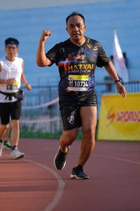 BIB: 10734
                            <button type="button" onclick="openModal(3569709)" class="btn btn-primary btn-sm float-right btn-popup" data-toggle="modal" data-target=".modal-high-quality">
                        <i class="fas fa-shopping-cart"></i> Add to Cart
                    </button>
                                            <button type="button" onclick="isThisMe(3569709, true)" class="btn btn-success btn-sm float-right btn-popup btn-isme hidden" data-toggle="tooltip" data-placement="bottom" title="นี่คือรูปของคุณใช่ไหม คลิกที่นี่เพื่อเอาเข้าอัลบั้ม">
                        <i class="fas fa-plus"></i> Add to album
                    </button>
                    <button type="button" onclick="isThisMe(3569709, false)" class="btn btn-warning btn-sm float-right btn-popup btn-isnotme hidden">
                        <i class="fas fa-ban"></i> Remove from album
                    </button>