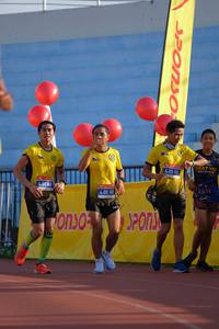 BIB: 400
                            <button type="button" onclick="openModal(3570691)" class="btn btn-primary btn-sm float-right btn-popup" data-toggle="modal" data-target=".modal-high-quality">
                        <i class="fas fa-shopping-cart"></i> Add to Cart
                    </button>
                                            <button type="button" onclick="isThisMe(3570691, true)" class="btn btn-success btn-sm float-right btn-popup btn-isme hidden" data-toggle="tooltip" data-placement="bottom" title="นี่คือรูปของคุณใช่ไหม คลิกที่นี่เพื่อเอาเข้าอัลบั้ม">
                        <i class="fas fa-plus"></i> Add to album
                    </button>
                    <button type="button" onclick="isThisMe(3570691, false)" class="btn btn-warning btn-sm float-right btn-popup btn-isnotme hidden">
                        <i class="fas fa-ban"></i> Remove from album
                    </button>