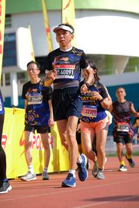 BIB: 40091, 22399
                            <button type="button" onclick="openModal(3583014)" class="btn btn-primary btn-sm float-right btn-popup" data-toggle="modal" data-target=".modal-high-quality">
                        <i class="fas fa-shopping-cart"></i> Add to Cart
                    </button>
                                            <button type="button" onclick="isThisMe(3583014, true)" class="btn btn-success btn-sm float-right btn-popup btn-isme hidden" data-toggle="tooltip" data-placement="bottom" title="นี่คือรูปของคุณใช่ไหม คลิกที่นี่เพื่อเอาเข้าอัลบั้ม">
                        <i class="fas fa-plus"></i> Add to album
                    </button>
                    <button type="button" onclick="isThisMe(3583014, false)" class="btn btn-warning btn-sm float-right btn-popup btn-isnotme hidden">
                        <i class="fas fa-ban"></i> Remove from album
                    </button>