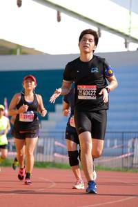 BIB: 40422
                            <button type="button" onclick="openModal(3580385)" class="btn btn-primary btn-sm float-right btn-popup" data-toggle="modal" data-target=".modal-high-quality">
                        <i class="fas fa-shopping-cart"></i> Add to Cart
                    </button>
                                            <button type="button" onclick="isThisMe(3580385, true)" class="btn btn-success btn-sm float-right btn-popup btn-isme hidden" data-toggle="tooltip" data-placement="bottom" title="นี่คือรูปของคุณใช่ไหม คลิกที่นี่เพื่อเอาเข้าอัลบั้ม">
                        <i class="fas fa-plus"></i> Add to album
                    </button>
                    <button type="button" onclick="isThisMe(3580385, false)" class="btn btn-warning btn-sm float-right btn-popup btn-isnotme hidden">
                        <i class="fas fa-ban"></i> Remove from album
                    </button>