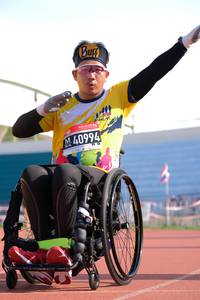 BIB: 40994
                            <button type="button" onclick="openModal(3580935)" class="btn btn-primary btn-sm float-right btn-popup" data-toggle="modal" data-target=".modal-high-quality">
                        <i class="fas fa-shopping-cart"></i> Add to Cart
                    </button>
                                            <button type="button" onclick="isThisMe(3580935, true)" class="btn btn-success btn-sm float-right btn-popup btn-isme hidden" data-toggle="tooltip" data-placement="bottom" title="นี่คือรูปของคุณใช่ไหม คลิกที่นี่เพื่อเอาเข้าอัลบั้ม">
                        <i class="fas fa-plus"></i> Add to album
                    </button>
                    <button type="button" onclick="isThisMe(3580935, false)" class="btn btn-warning btn-sm float-right btn-popup btn-isnotme hidden">
                        <i class="fas fa-ban"></i> Remove from album
                    </button>