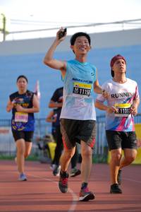 BIB: 1108
                            <button type="button" onclick="openModal(3570150)" class="btn btn-primary btn-sm float-right btn-popup" data-toggle="modal" data-target=".modal-high-quality">
                        <i class="fas fa-shopping-cart"></i> Add to Cart
                    </button>
                                            <button type="button" onclick="isThisMe(3570150, true)" class="btn btn-success btn-sm float-right btn-popup btn-isme hidden" data-toggle="tooltip" data-placement="bottom" title="นี่คือรูปของคุณใช่ไหม คลิกที่นี่เพื่อเอาเข้าอัลบั้ม">
                        <i class="fas fa-plus"></i> Add to album
                    </button>
                    <button type="button" onclick="isThisMe(3570150, false)" class="btn btn-warning btn-sm float-right btn-popup btn-isnotme hidden">
                        <i class="fas fa-ban"></i> Remove from album
                    </button>