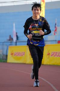 BIB: 105
                            <button type="button" onclick="openModal(3567874)" class="btn btn-primary btn-sm float-right btn-popup" data-toggle="modal" data-target=".modal-high-quality">
                        <i class="fas fa-shopping-cart"></i> Add to Cart
                    </button>
                                            <button type="button" onclick="isThisMe(3567874, true)" class="btn btn-success btn-sm float-right btn-popup btn-isme hidden" data-toggle="tooltip" data-placement="bottom" title="นี่คือรูปของคุณใช่ไหม คลิกที่นี่เพื่อเอาเข้าอัลบั้ม">
                        <i class="fas fa-plus"></i> Add to album
                    </button>
                    <button type="button" onclick="isThisMe(3567874, false)" class="btn btn-warning btn-sm float-right btn-popup btn-isnotme hidden">
                        <i class="fas fa-ban"></i> Remove from album
                    </button>