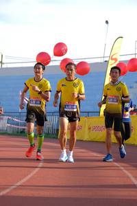 BIB: 
                            <button type="button" onclick="openModal(3570690)" class="btn btn-primary btn-sm float-right btn-popup" data-toggle="modal" data-target=".modal-high-quality">
                        <i class="fas fa-shopping-cart"></i> Add to Cart
                    </button>
                                            <button type="button" onclick="isThisMe(3570690, true)" class="btn btn-success btn-sm float-right btn-popup btn-isme hidden" data-toggle="tooltip" data-placement="bottom" title="นี่คือรูปของคุณใช่ไหม คลิกที่นี่เพื่อเอาเข้าอัลบั้ม">
                        <i class="fas fa-plus"></i> Add to album
                    </button>
                    <button type="button" onclick="isThisMe(3570690, false)" class="btn btn-warning btn-sm float-right btn-popup btn-isnotme hidden">
                        <i class="fas fa-ban"></i> Remove from album
                    </button>