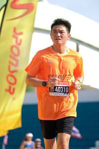 BIB: 40310
                            <button type="button" onclick="openModal(3580583)" class="btn btn-primary btn-sm float-right btn-popup" data-toggle="modal" data-target=".modal-high-quality">
                        <i class="fas fa-shopping-cart"></i> Add to Cart
                    </button>
                                            <button type="button" onclick="isThisMe(3580583, true)" class="btn btn-success btn-sm float-right btn-popup btn-isme hidden" data-toggle="tooltip" data-placement="bottom" title="นี่คือรูปของคุณใช่ไหม คลิกที่นี่เพื่อเอาเข้าอัลบั้ม">
                        <i class="fas fa-plus"></i> Add to album
                    </button>
                    <button type="button" onclick="isThisMe(3580583, false)" class="btn btn-warning btn-sm float-right btn-popup btn-isnotme hidden">
                        <i class="fas fa-ban"></i> Remove from album
                    </button>