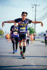 BIB: 10995
                            <button type="button" onclick="openModal(3630829)" class="btn btn-primary btn-sm float-right btn-popup" data-toggle="modal" data-target=".modal-high-quality">
                        <i class="fas fa-shopping-cart"></i> Add to Cart
                    </button>
                                            <button type="button" onclick="isThisMe(3630829, true)" class="btn btn-success btn-sm float-right btn-popup btn-isme hidden" data-toggle="tooltip" data-placement="bottom" title="นี่คือรูปของคุณใช่ไหม คลิกที่นี่เพื่อเอาเข้าอัลบั้ม">
                        <i class="fas fa-plus"></i> Add to album
                    </button>
                    <button type="button" onclick="isThisMe(3630829, false)" class="btn btn-warning btn-sm float-right btn-popup btn-isnotme hidden">
                        <i class="fas fa-ban"></i> Remove from album
                    </button>