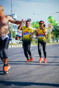 BIB: 430
                            <button type="button" onclick="openModal(3638568)" class="btn btn-primary btn-sm float-right btn-popup" data-toggle="modal" data-target=".modal-high-quality">
                        <i class="fas fa-shopping-cart"></i> Add to Cart
                    </button>
                                            <button type="button" onclick="isThisMe(3638568, true)" class="btn btn-success btn-sm float-right btn-popup btn-isme hidden" data-toggle="tooltip" data-placement="bottom" title="นี่คือรูปของคุณใช่ไหม คลิกที่นี่เพื่อเอาเข้าอัลบั้ม">
                        <i class="fas fa-plus"></i> Add to album
                    </button>
                    <button type="button" onclick="isThisMe(3638568, false)" class="btn btn-warning btn-sm float-right btn-popup btn-isnotme hidden">
                        <i class="fas fa-ban"></i> Remove from album
                    </button>