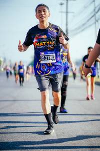 BIB: 2130
                            <button type="button" onclick="openModal(3637912)" class="btn btn-primary btn-sm float-right btn-popup" data-toggle="modal" data-target=".modal-high-quality">
                        <i class="fas fa-shopping-cart"></i> Add to Cart
                    </button>
                                            <button type="button" onclick="isThisMe(3637912, true)" class="btn btn-success btn-sm float-right btn-popup btn-isme hidden" data-toggle="tooltip" data-placement="bottom" title="นี่คือรูปของคุณใช่ไหม คลิกที่นี่เพื่อเอาเข้าอัลบั้ม">
                        <i class="fas fa-plus"></i> Add to album
                    </button>
                    <button type="button" onclick="isThisMe(3637912, false)" class="btn btn-warning btn-sm float-right btn-popup btn-isnotme hidden">
                        <i class="fas fa-ban"></i> Remove from album
                    </button>