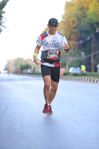 BIB: 6316
                            <button type="button" onclick="openModal(6439653)" class="btn btn-primary btn-sm float-right btn-popup" data-toggle="modal" data-target=".modal-high-quality">
                        <i class="fas fa-shopping-cart"></i> Add to Cart
                    </button>
                                            <button type="button" onclick="isThisMe(6439653, true)" class="btn btn-success btn-sm float-right btn-popup btn-isme hidden" data-toggle="tooltip" data-placement="bottom" title="นี่คือรูปของคุณใช่ไหม คลิกที่นี่เพื่อเอาเข้าอัลบั้ม">
                        <i class="fas fa-plus"></i> Add to album
                    </button>
                    <button type="button" onclick="isThisMe(6439653, false)" class="btn btn-warning btn-sm float-right btn-popup btn-isnotme hidden">
                        <i class="fas fa-ban"></i> Remove from album
                    </button>