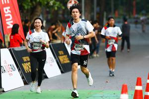 BIB: 6145, 6546
                            <button type="button" onclick="openModal(6542467)" class="btn btn-primary btn-sm float-right btn-popup" data-toggle="modal" data-target=".modal-high-quality">
                        <i class="fas fa-shopping-cart"></i> Add to Cart
                    </button>
                                            <button type="button" onclick="isThisMe(6542467, true)" class="btn btn-success btn-sm float-right btn-popup btn-isme hidden" data-toggle="tooltip" data-placement="bottom" title="นี่คือรูปของคุณใช่ไหม คลิกที่นี่เพื่อเอาเข้าอัลบั้ม">
                        <i class="fas fa-plus"></i> Add to album
                    </button>
                    <button type="button" onclick="isThisMe(6542467, false)" class="btn btn-warning btn-sm float-right btn-popup btn-isnotme hidden">
                        <i class="fas fa-ban"></i> Remove from album
                    </button>