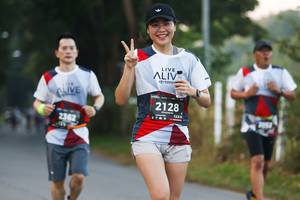 BIB: 2128, 128, 2362
                            <button type="button" onclick="openModal(6548779)" class="btn btn-primary btn-sm float-right btn-popup" data-toggle="modal" data-target=".modal-high-quality">
                        <i class="fas fa-shopping-cart"></i> Add to Cart
                    </button>
                                            <button type="button" onclick="isThisMe(6548779, true)" class="btn btn-success btn-sm float-right btn-popup btn-isme hidden" data-toggle="tooltip" data-placement="bottom" title="นี่คือรูปของคุณใช่ไหม คลิกที่นี่เพื่อเอาเข้าอัลบั้ม">
                        <i class="fas fa-plus"></i> Add to album
                    </button>
                    <button type="button" onclick="isThisMe(6548779, false)" class="btn btn-warning btn-sm float-right btn-popup btn-isnotme hidden">
                        <i class="fas fa-ban"></i> Remove from album
                    </button>